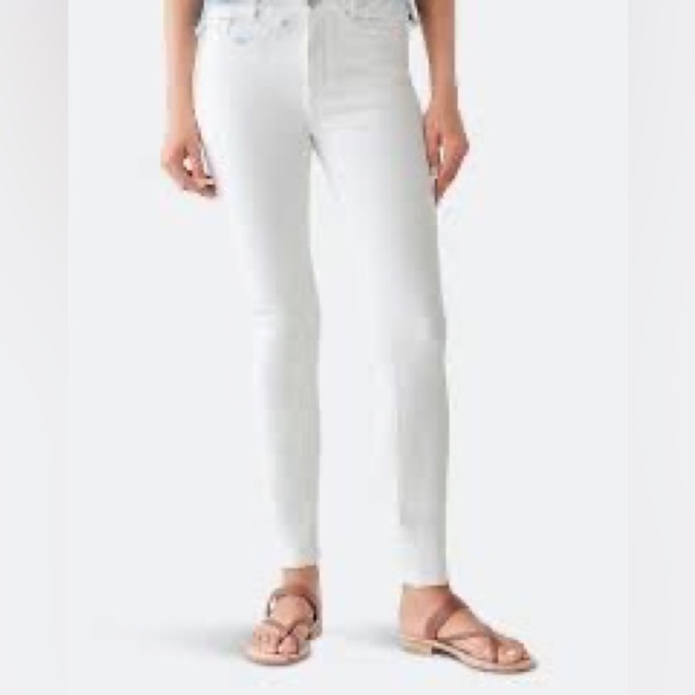 DL1961 Florence Instasculpt White cropped Jeans. Size 30